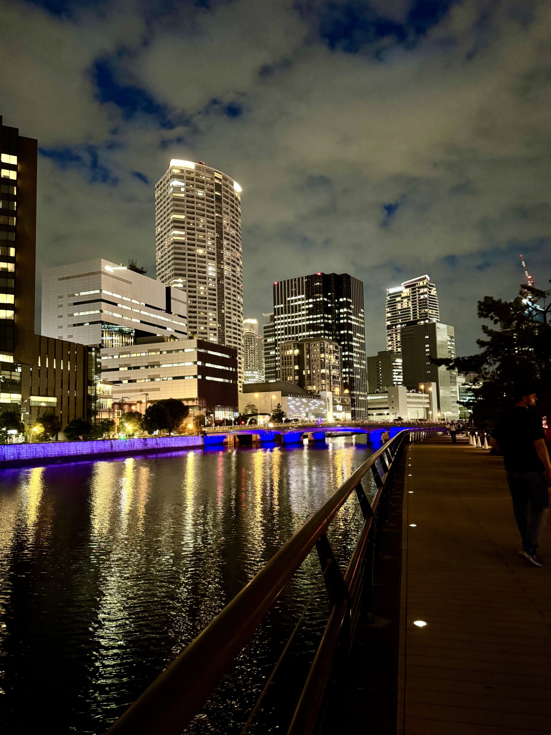 Høstlys Nakanoshima-elven